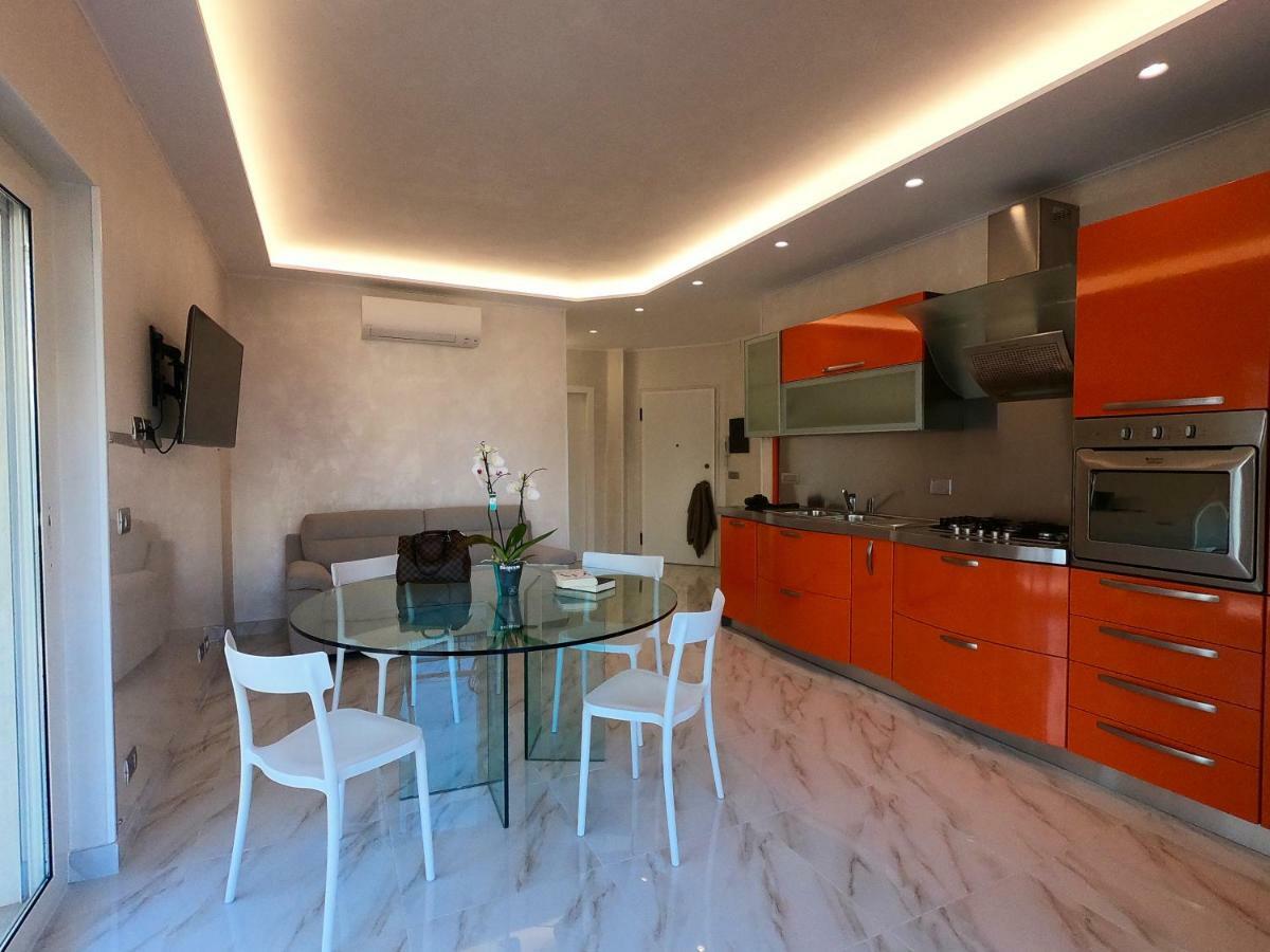 Olimpia Apartment Arma di Taggia Ngoại thất bức ảnh